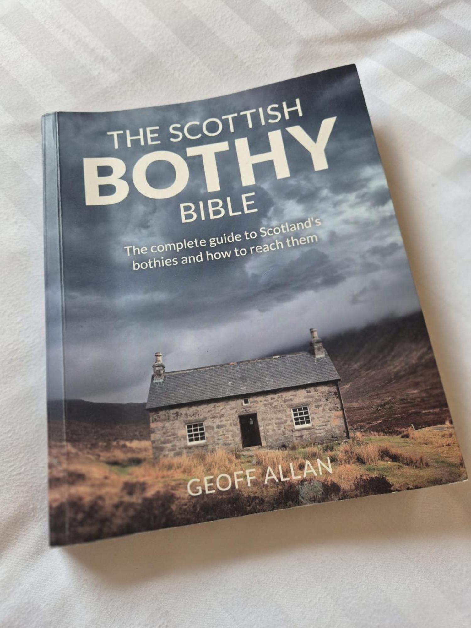 Corry Lodge Estate - Sheperds Huts Or Container Stays With Sea View Broadford (Isle of Skye) Bagian luar foto