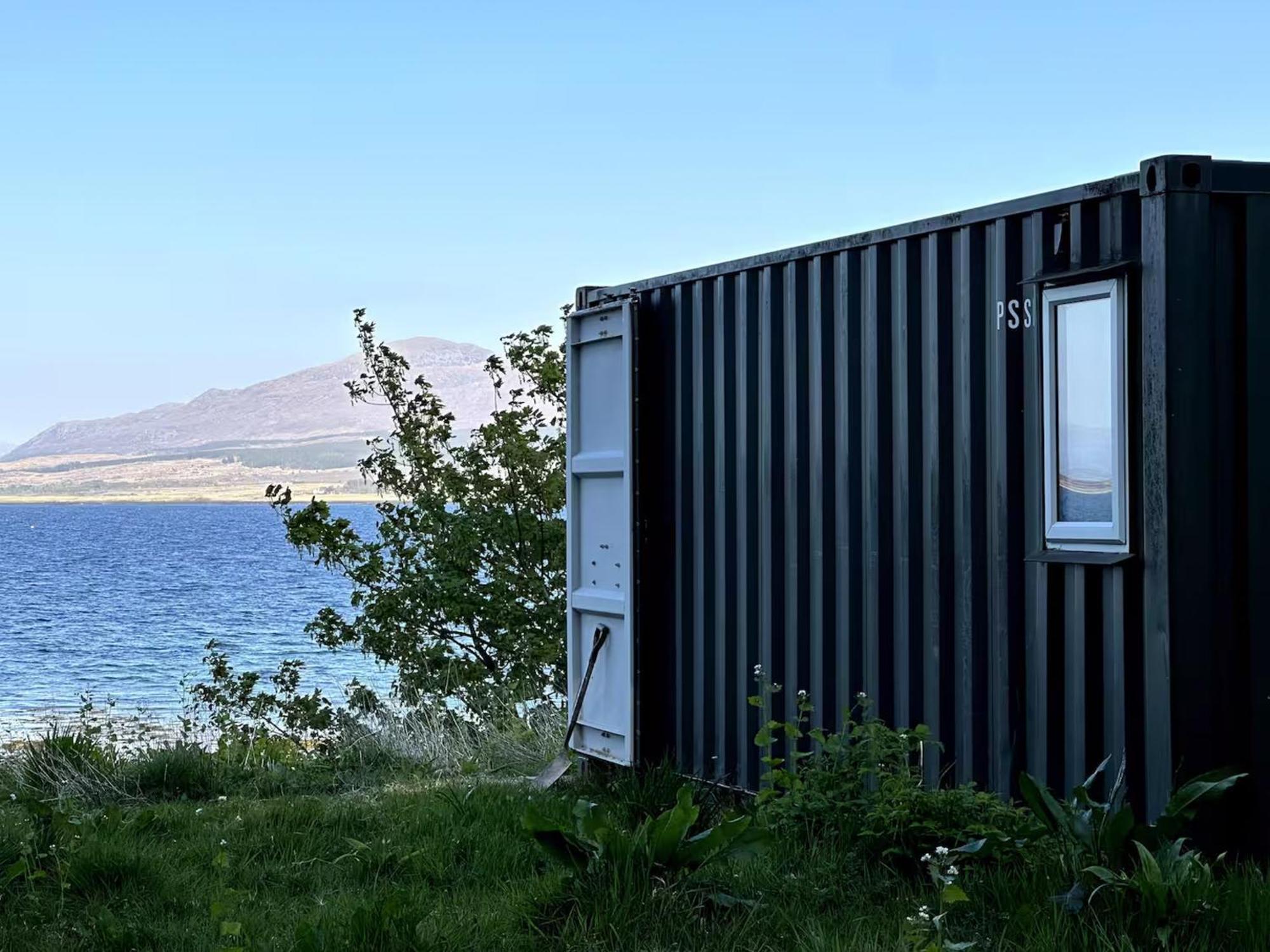 Corry Lodge Estate - Sheperds Huts Or Container Stays With Sea View Broadford (Isle of Skye) Bagian luar foto