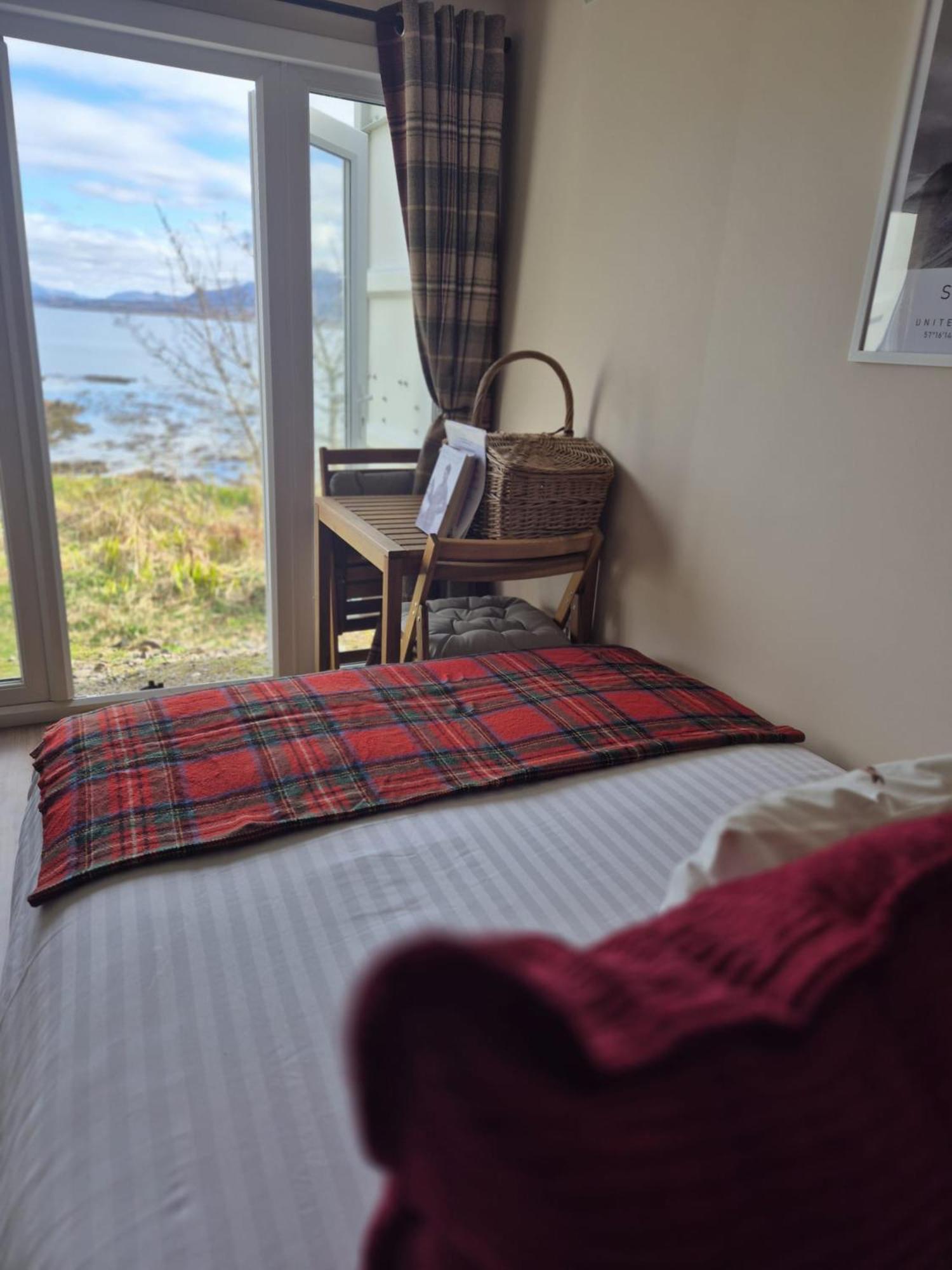 Corry Lodge Estate - Sheperds Huts Or Container Stays With Sea View Broadford (Isle of Skye) Bagian luar foto